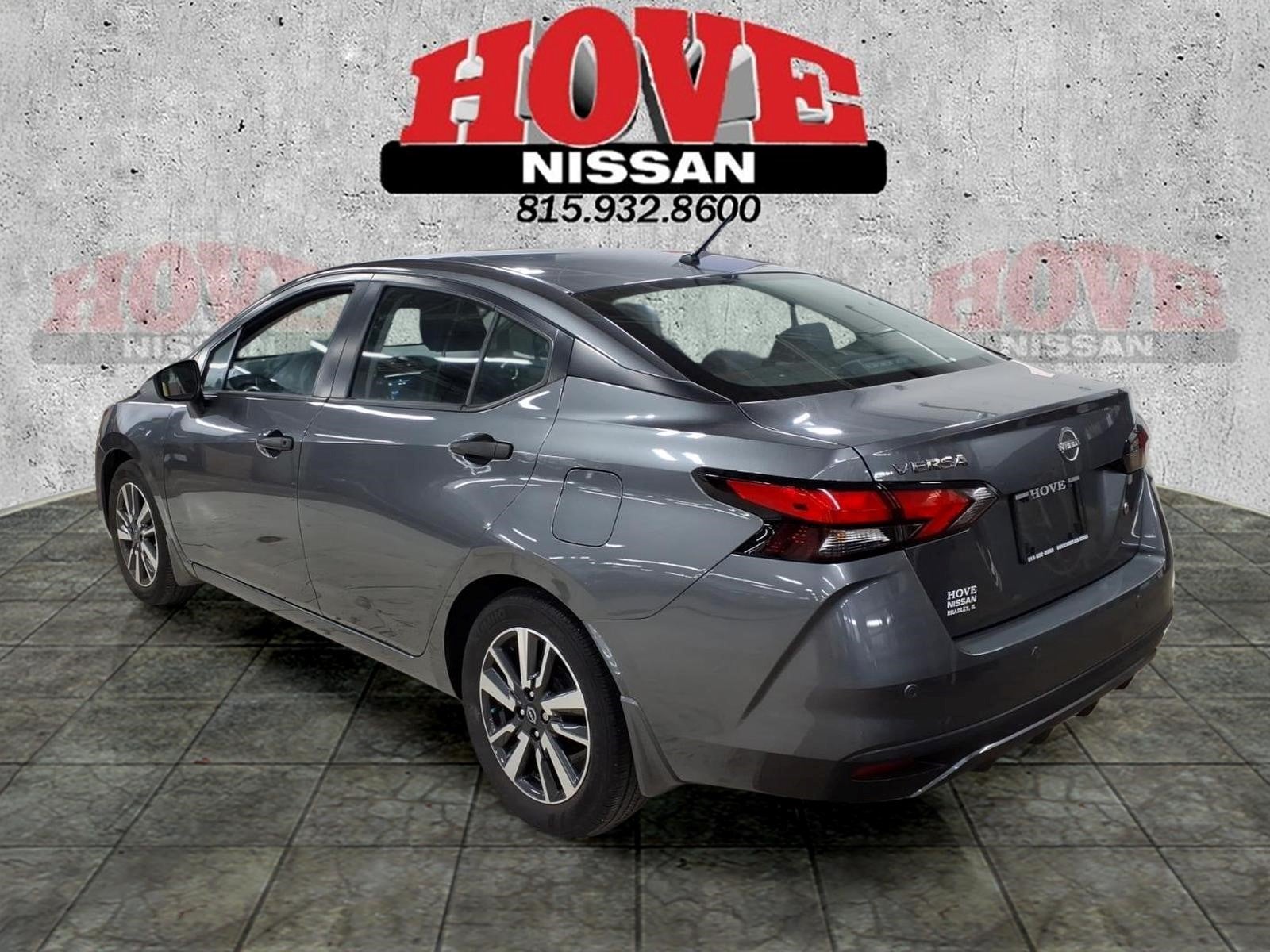 2024 Nissan Versa 1.6 S