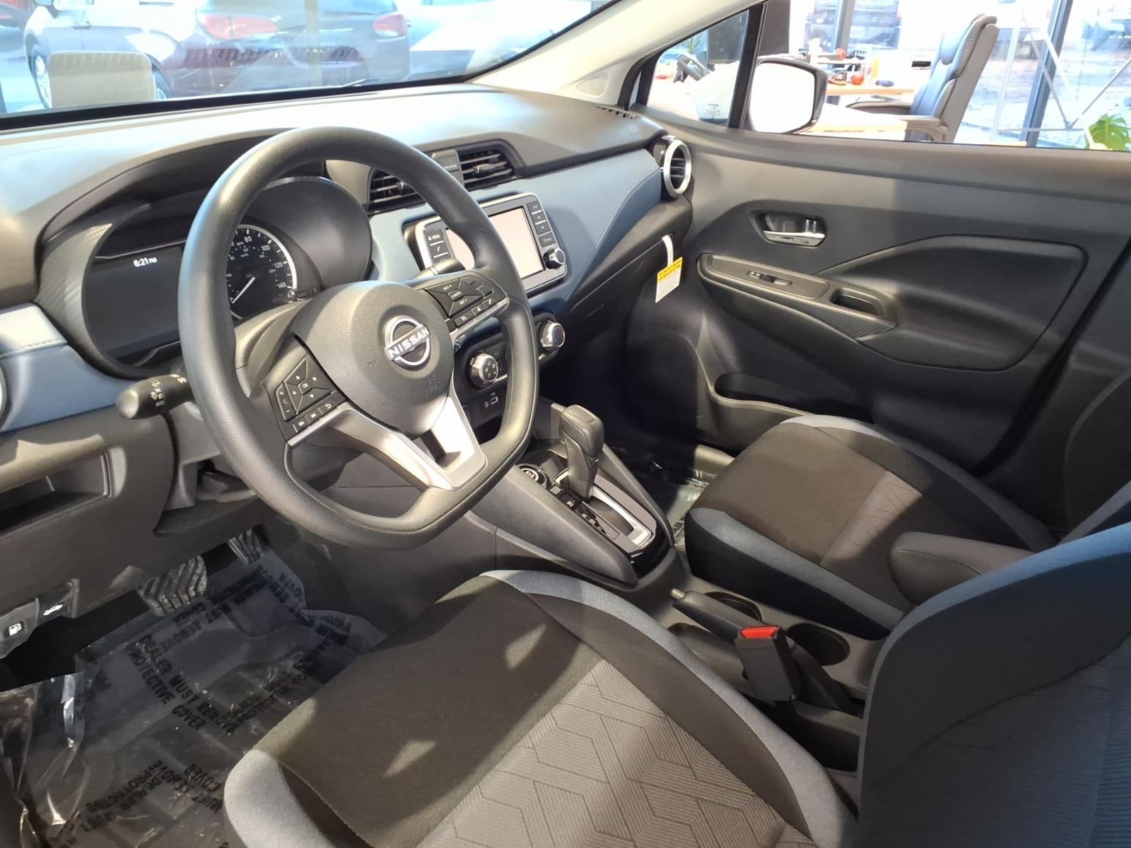 2025 Nissan Versa SV