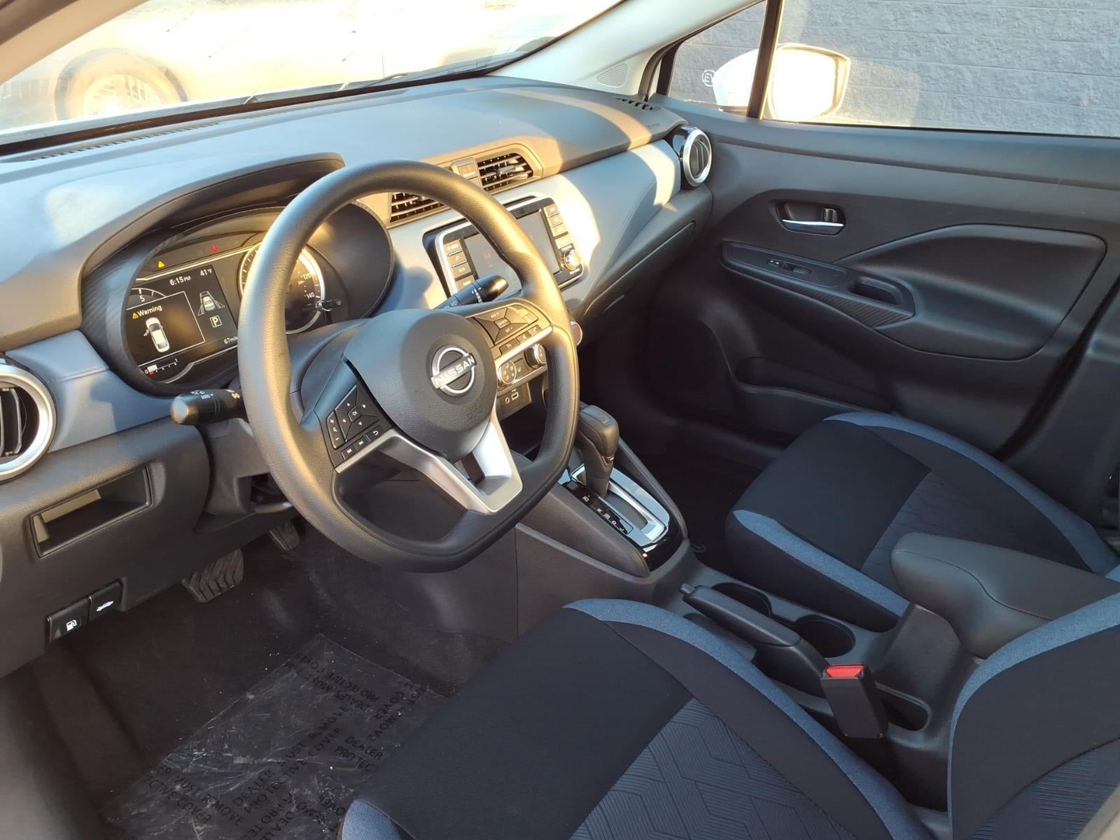 2025 Nissan Versa SV