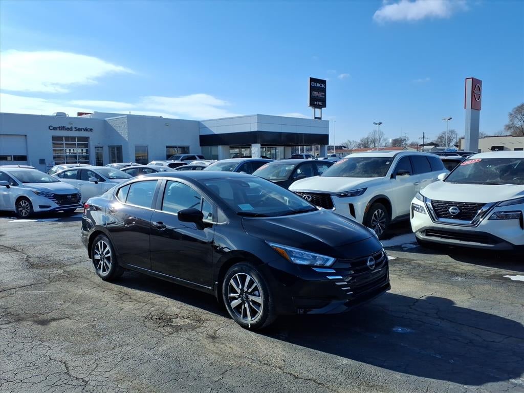 2025 Nissan Versa SV
