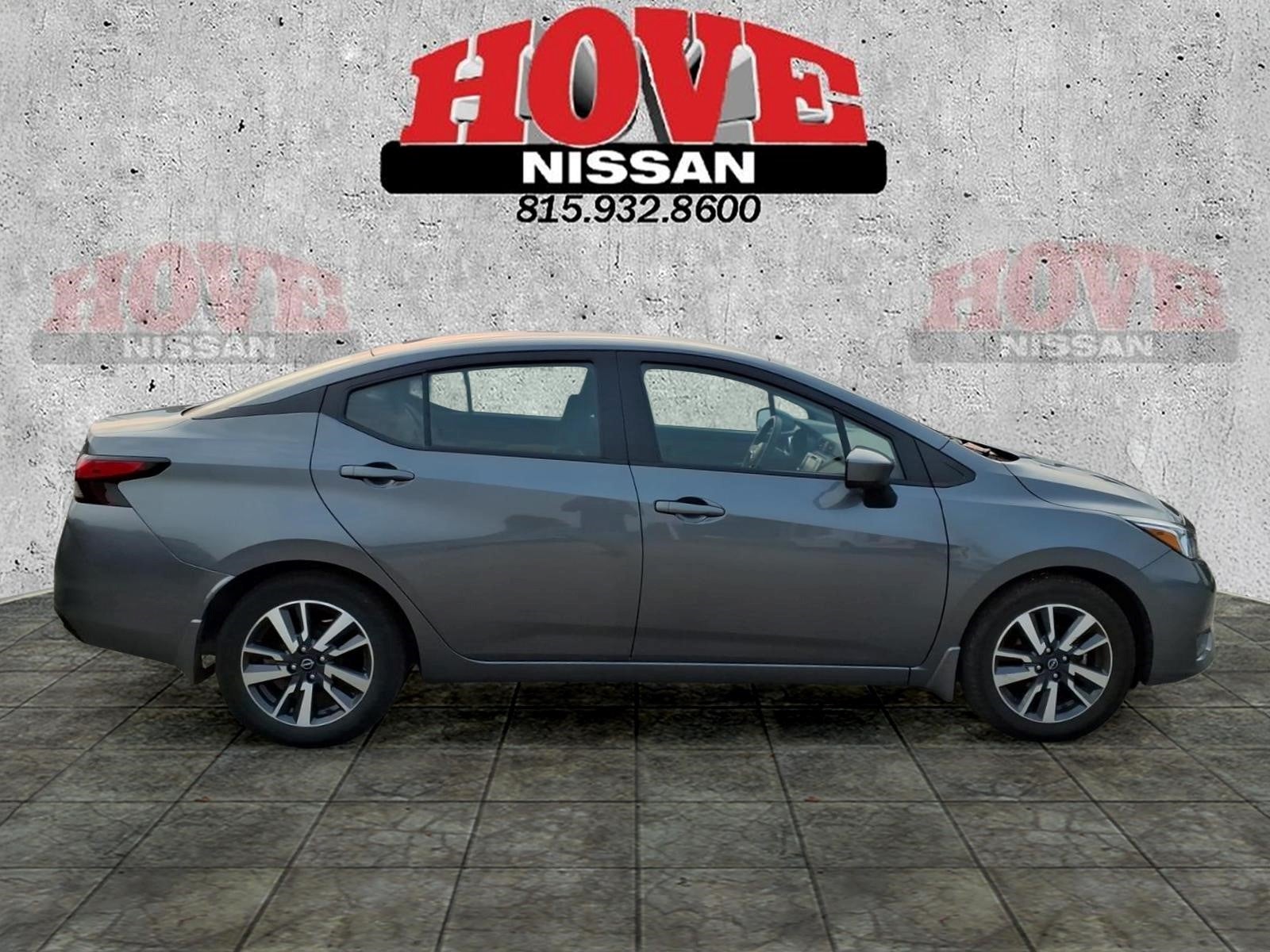 2024 Nissan Versa 1.6 SV