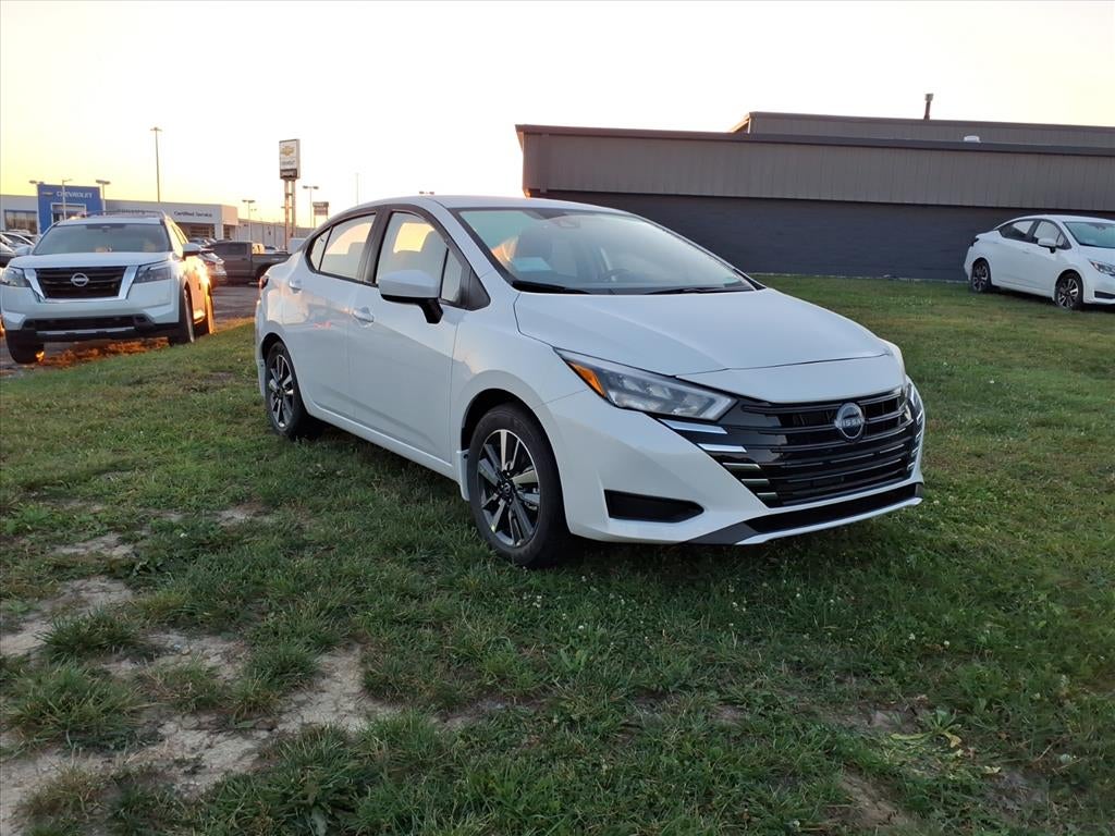 2025 Nissan Versa SV