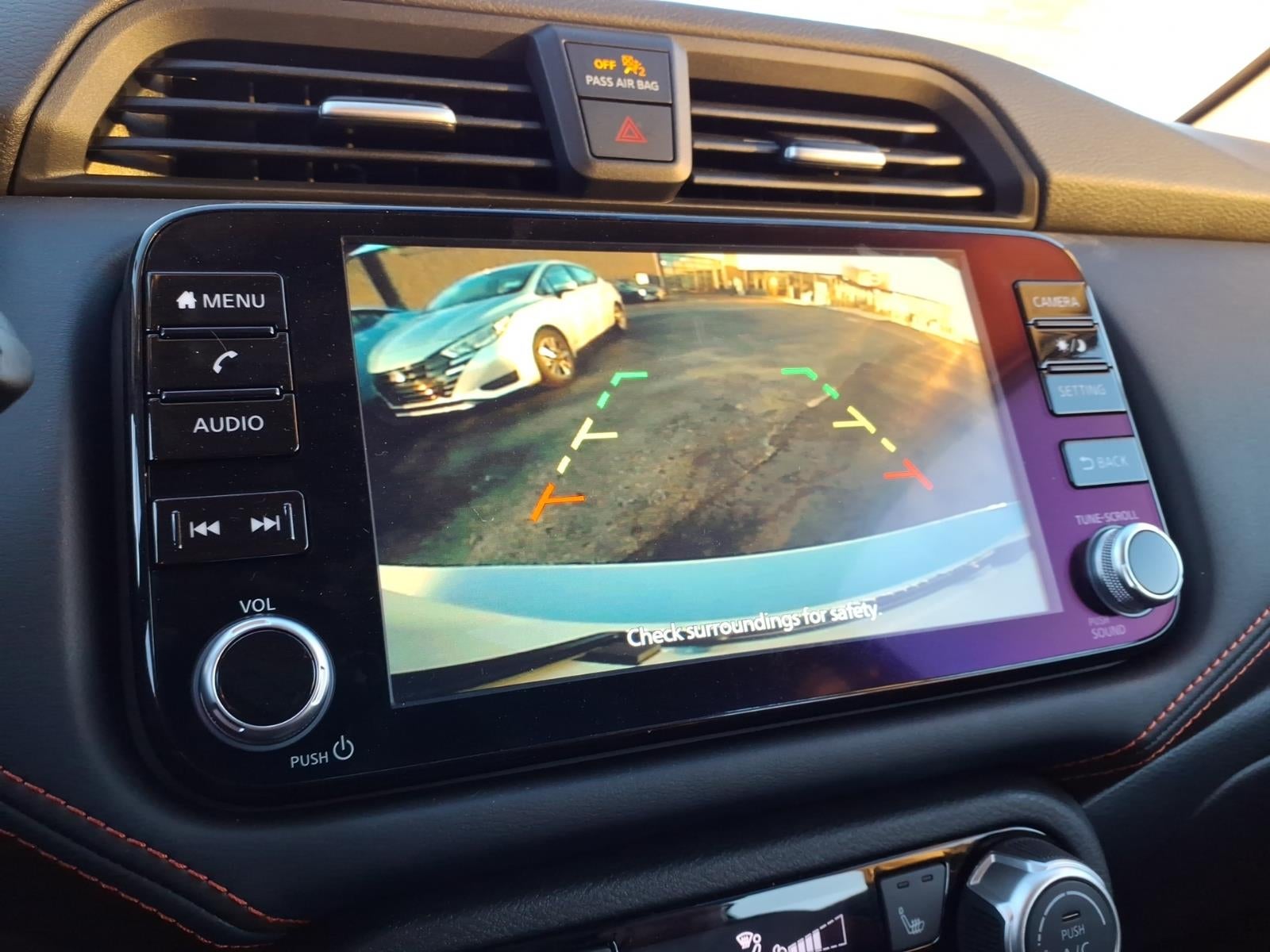 2025 Nissan Versa SR