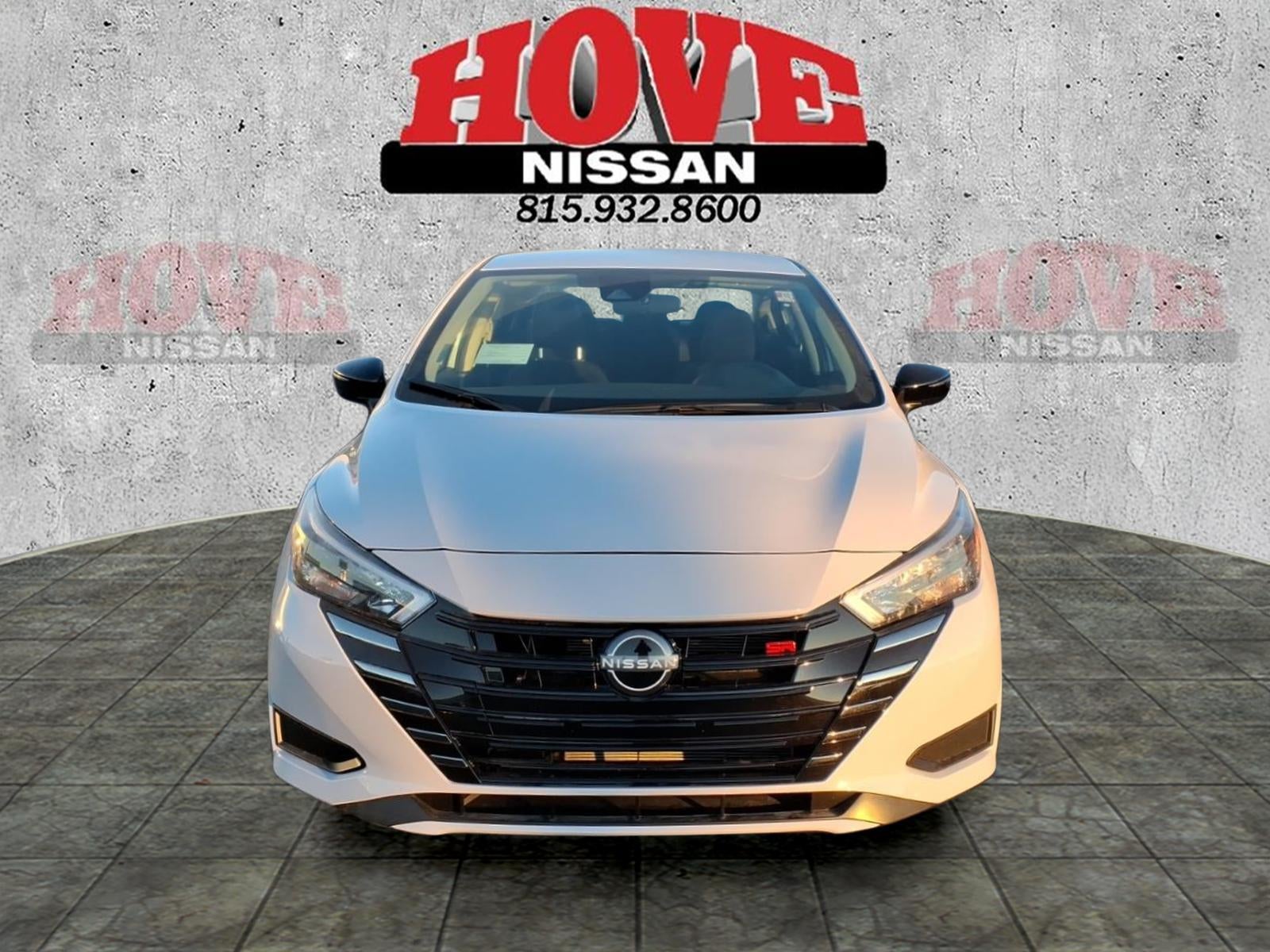 2025 Nissan Versa SR