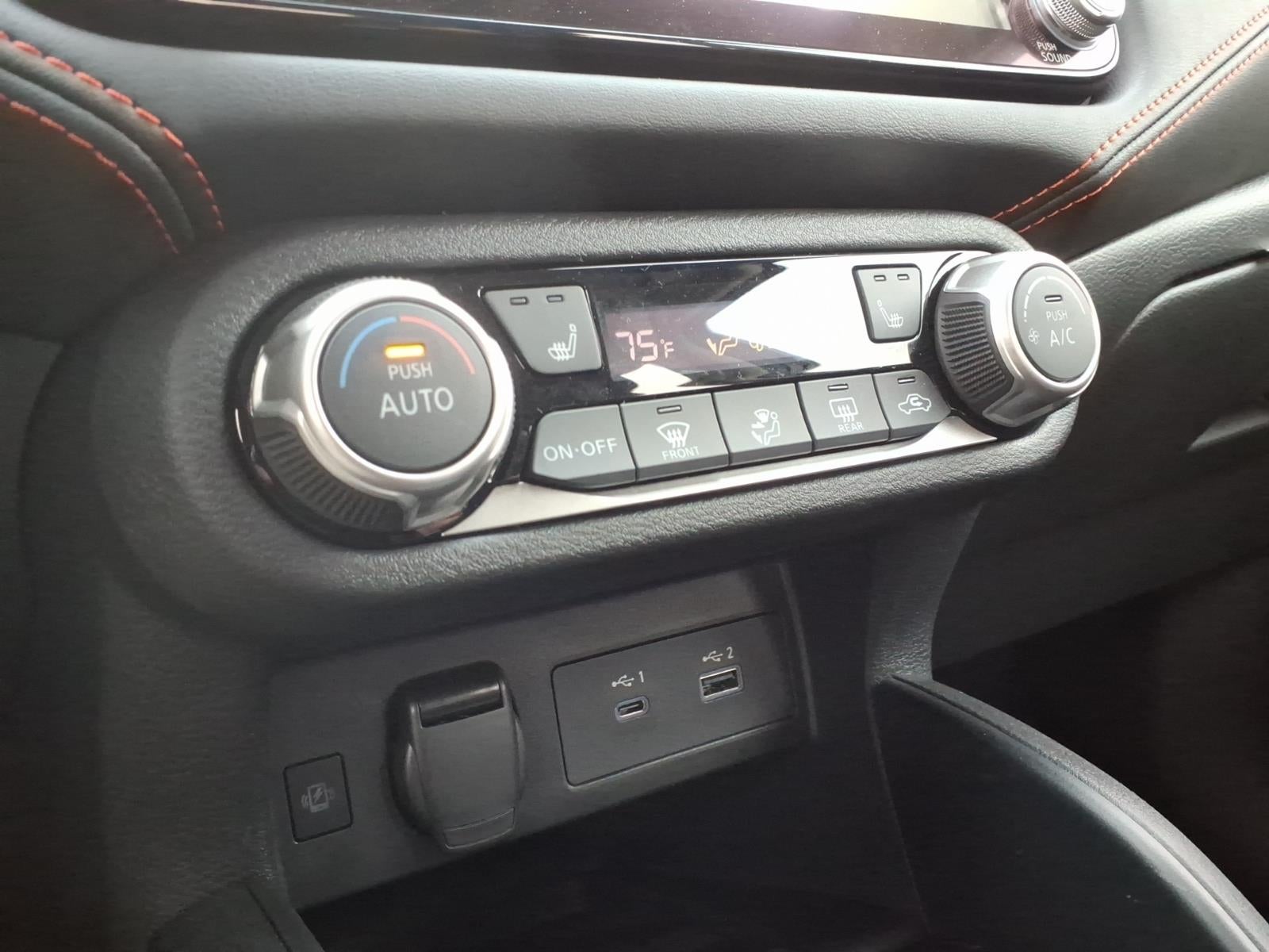 2025 Nissan Versa SR