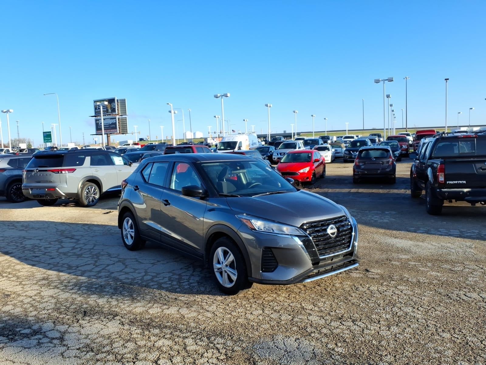 2024 Nissan Kicks S