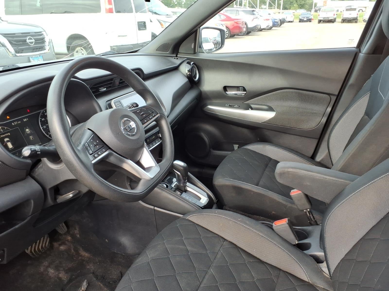 2020 Nissan Kicks SV