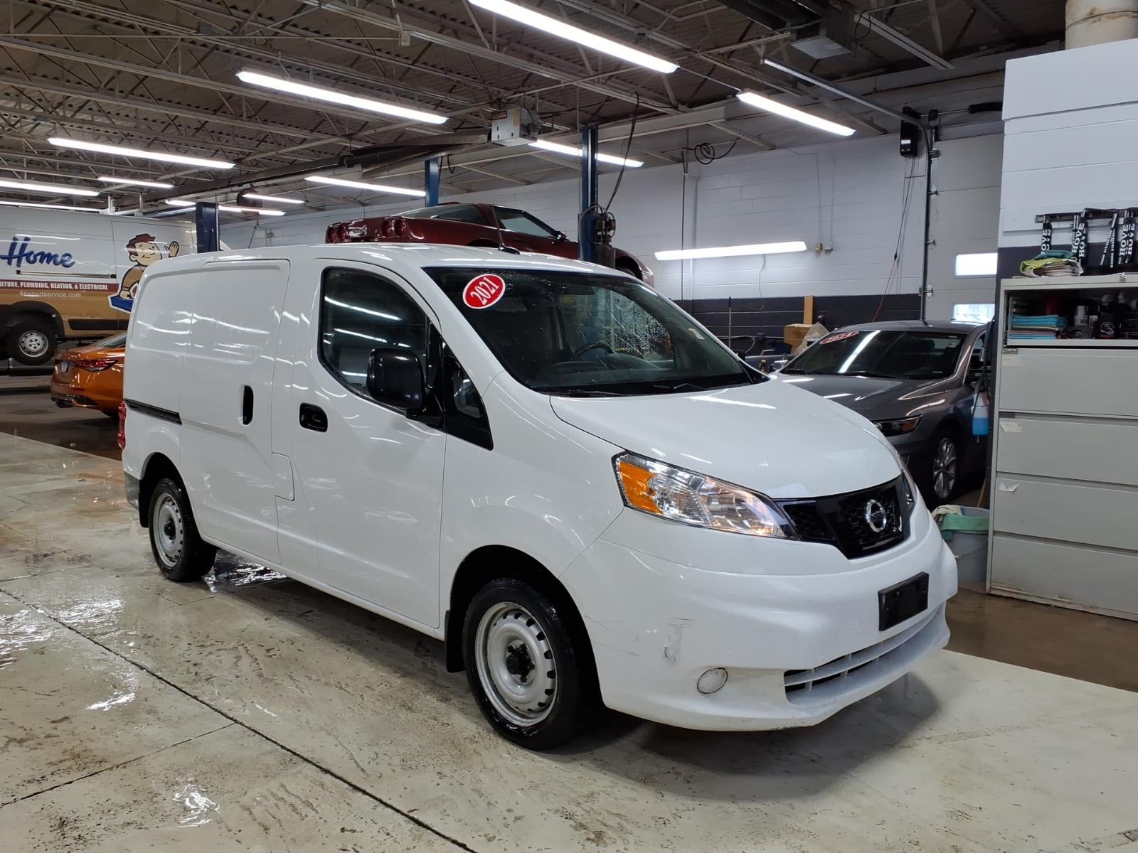 2021 Nissan NV200 S