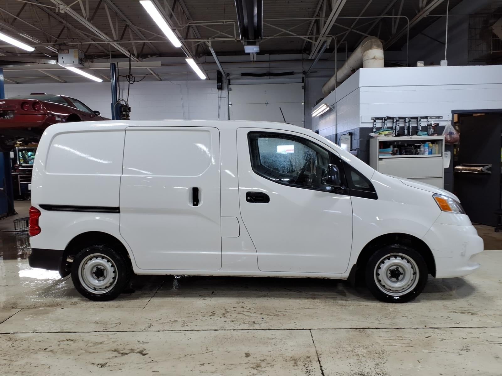 2021 Nissan NV200 S