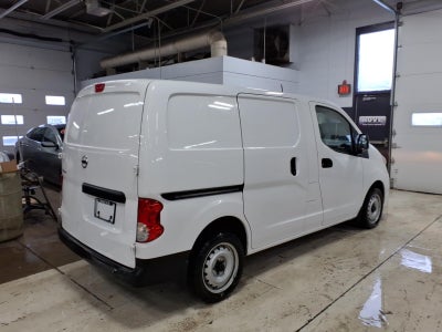 2021 Nissan NV200 S