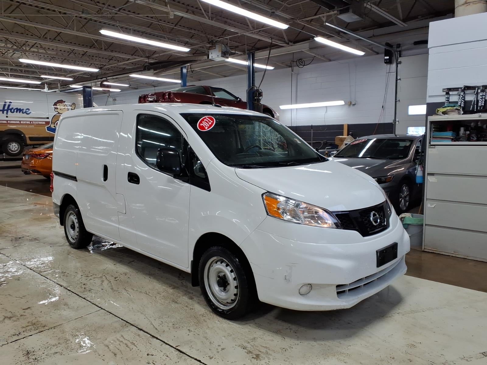 2021 Nissan NV200 S