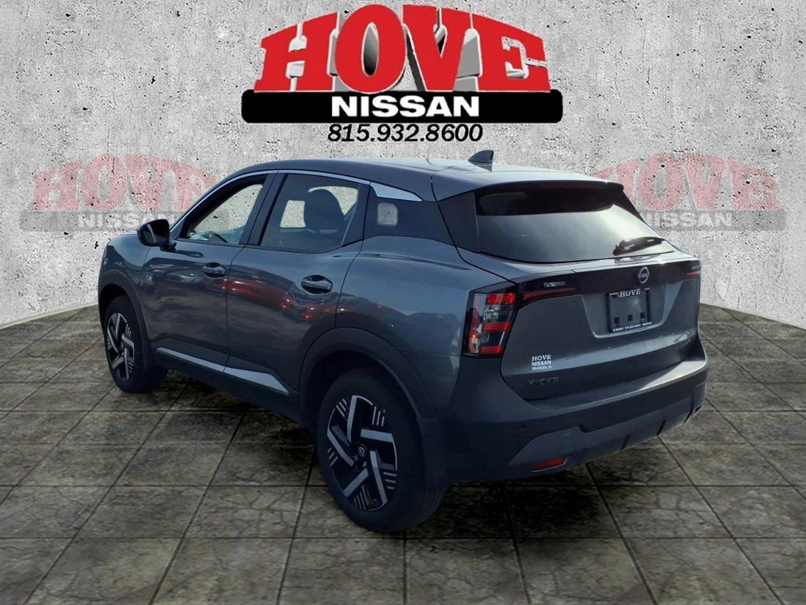 2025 Nissan Kicks SV