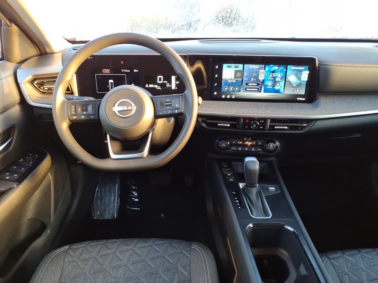 2027 Nissan Kicks SV