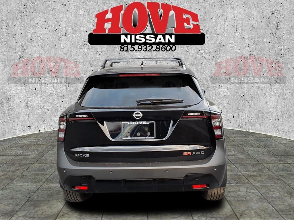 2026 Nissan Kicks SR