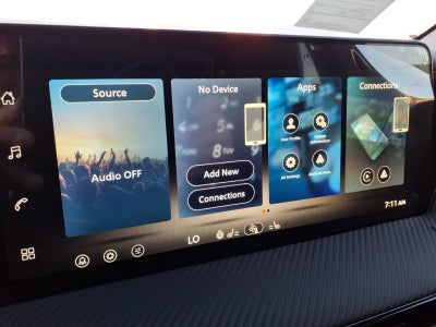 2027 Nissan Kicks SR
