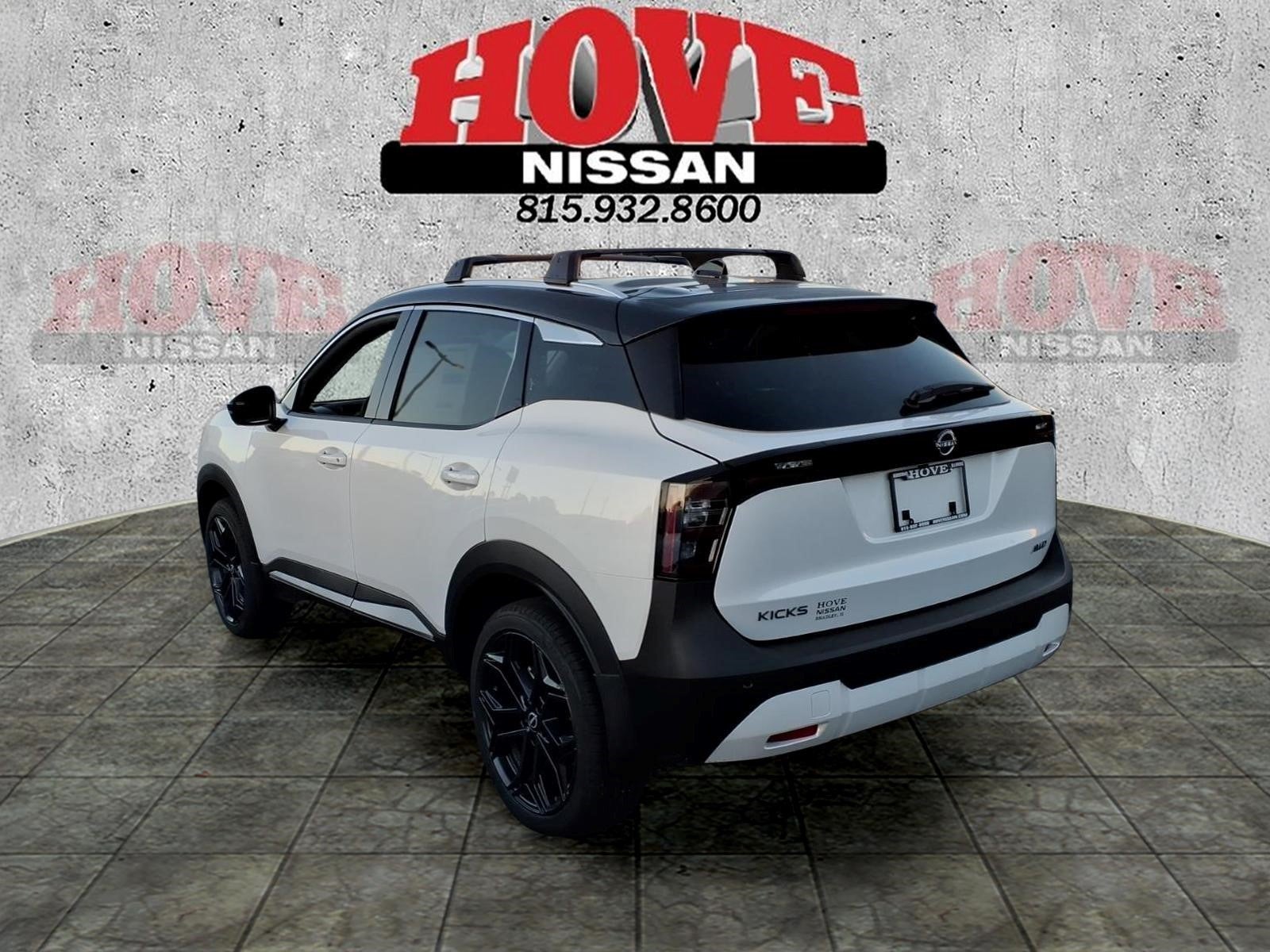 2027 Nissan Kicks SR