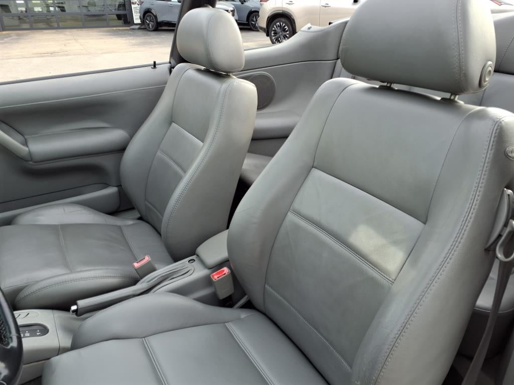 2002 Volkswagen Cabrio GLX