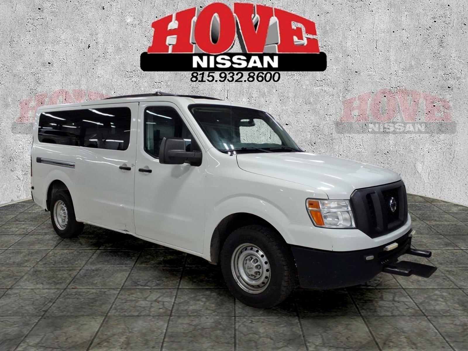 2015 Nissan NV 3500 S V6's photo