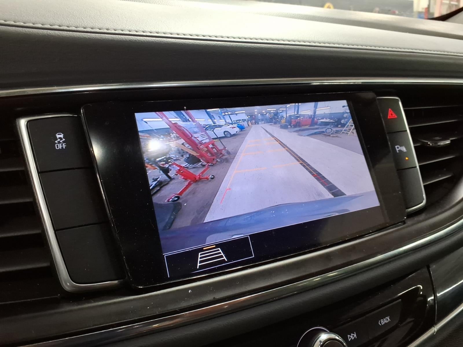 2021 Buick Enclave Essence