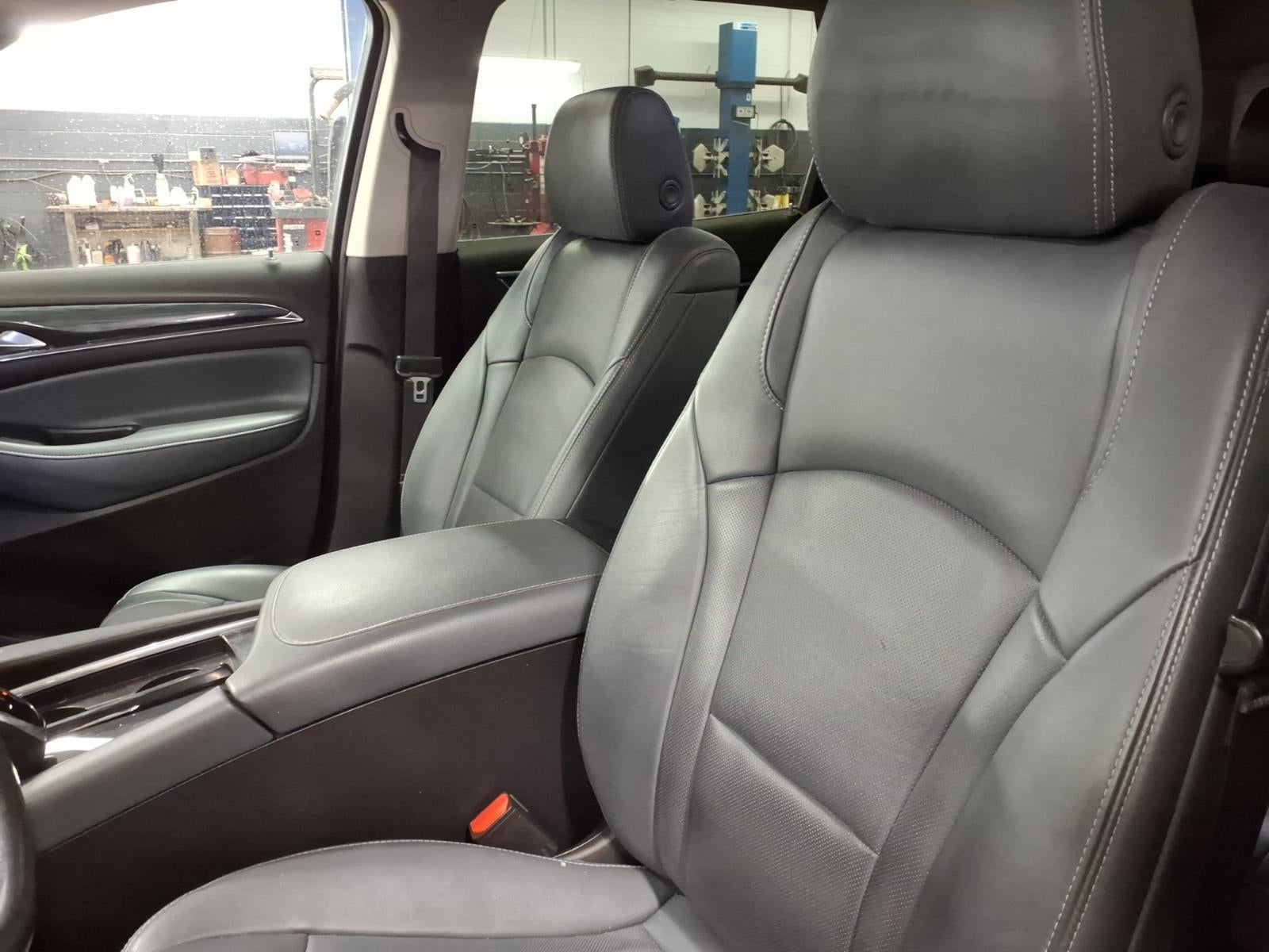 2021 Buick Enclave Essence