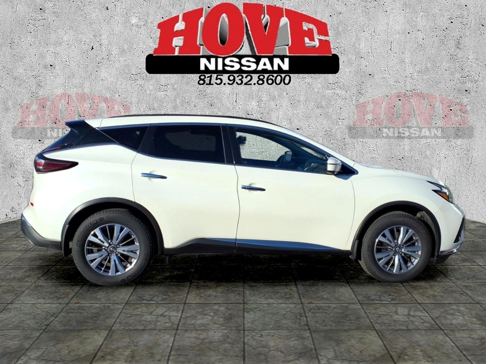 2023 Nissan Murano SV
