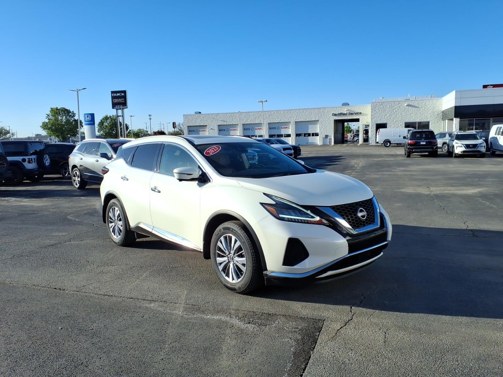 2023 Nissan Murano SV
