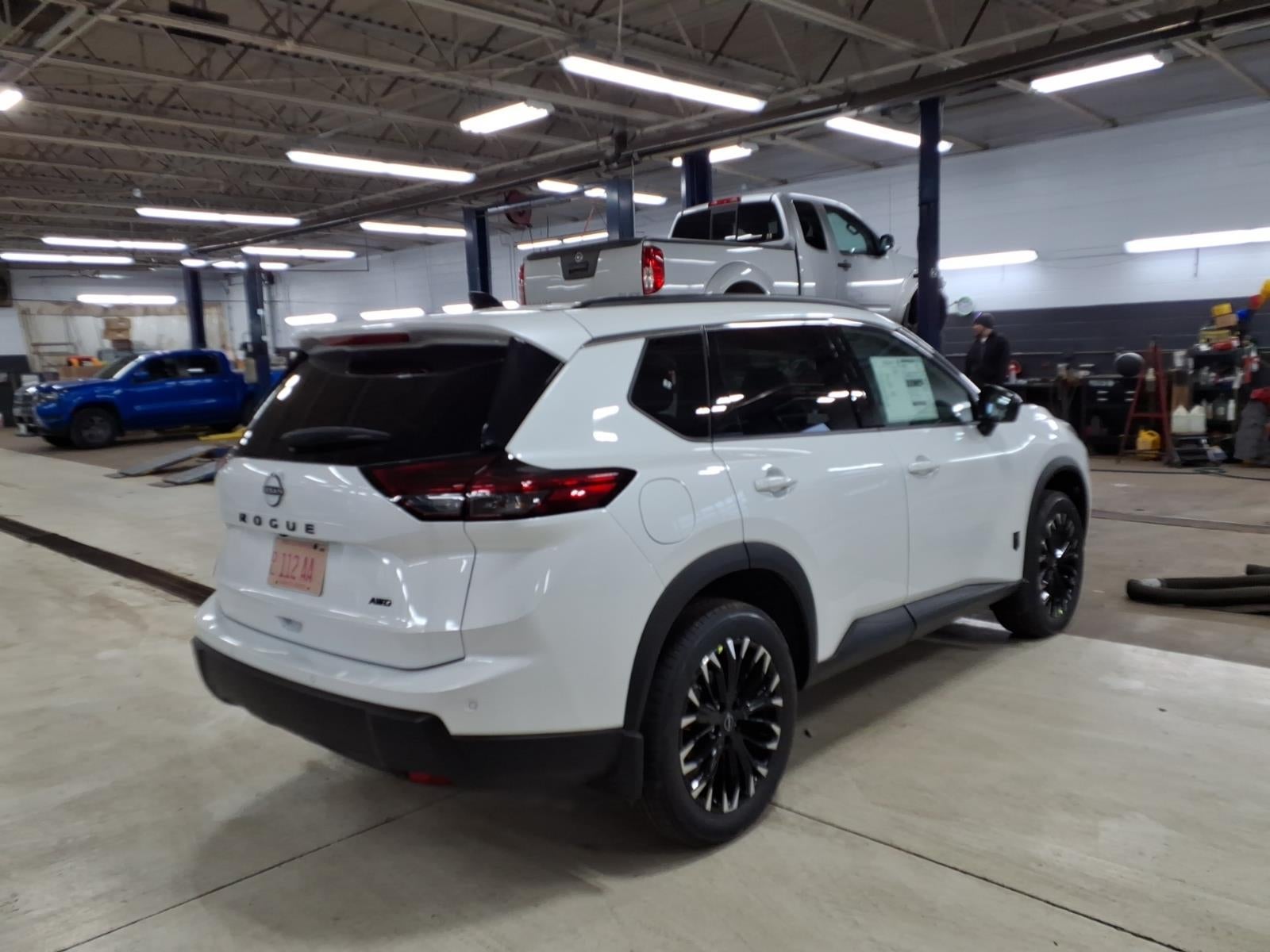 2026 Nissan Rogue Dark Armor