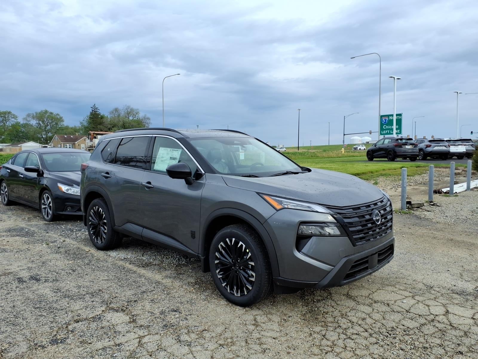 2026 Nissan Rogue Dark Armor