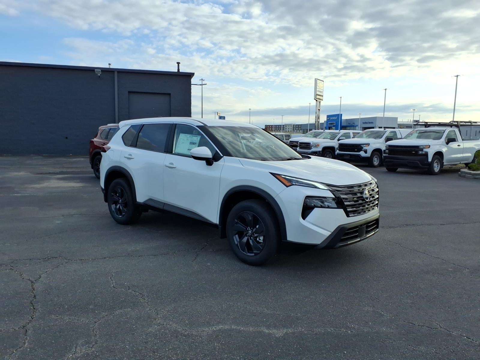 2026 Nissan Rogue SV