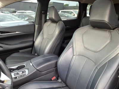 2023 INFINITI QX60 PURE