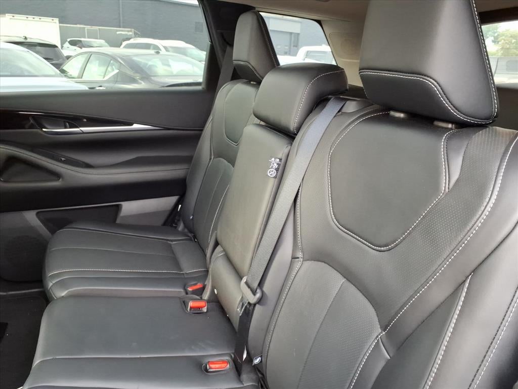 2023 INFINITI QX60 PURE