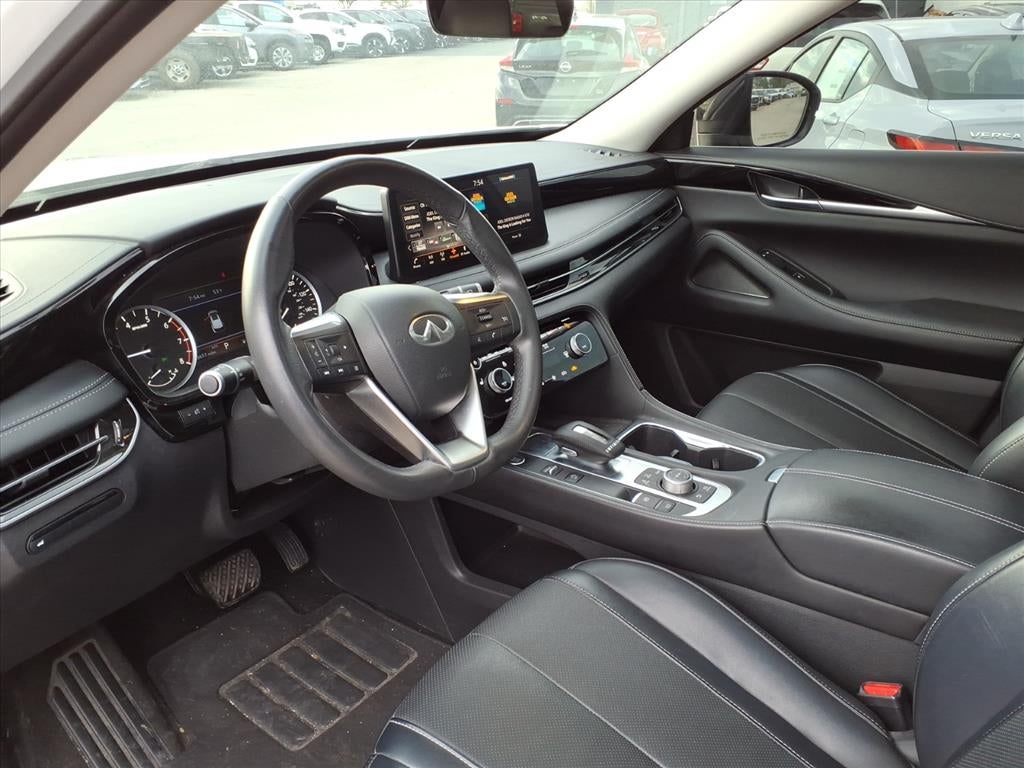 2023 INFINITI QX60 PURE