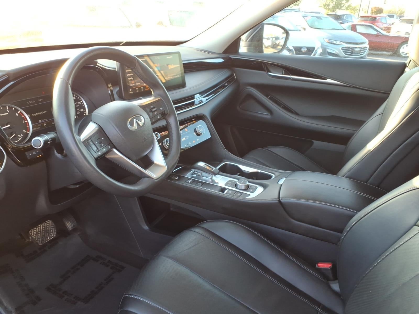 2024 INFINITI QX60 PURE