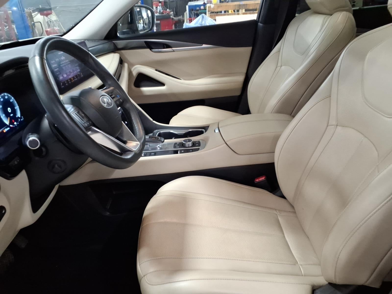 2024 INFINITI QX60 LUXE