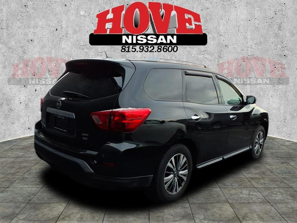 2018 Nissan Pathfinder SV