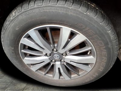 2018 Nissan Pathfinder SV