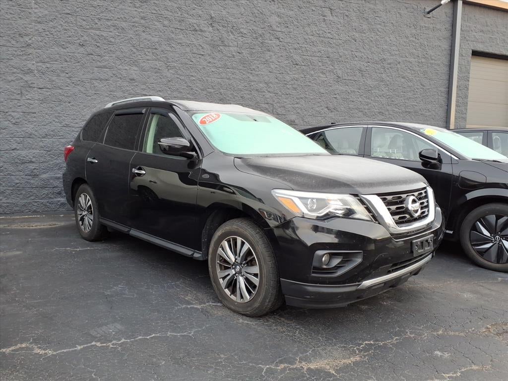 2018 Nissan Pathfinder SV