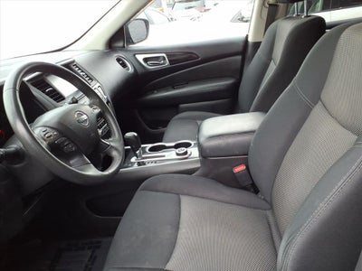 2018 Nissan Pathfinder SV