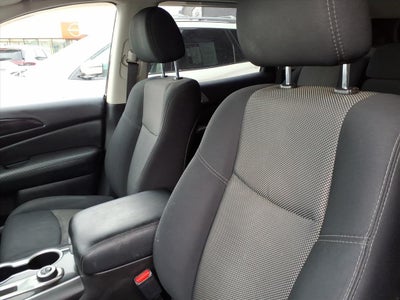 2018 Nissan Pathfinder SV