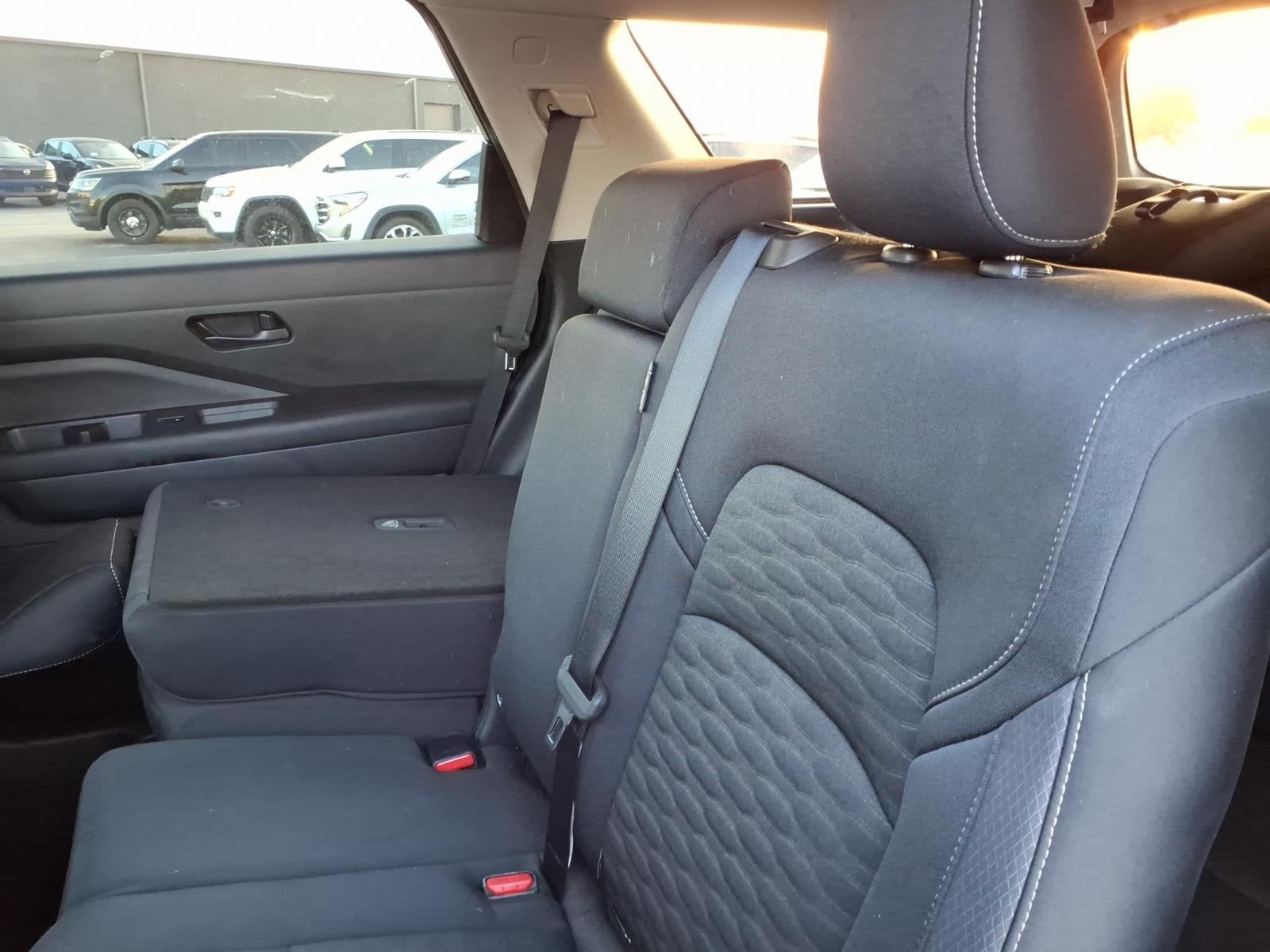2024 Nissan Pathfinder S