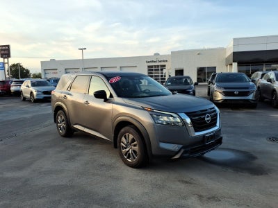 2024 Nissan Pathfinder S