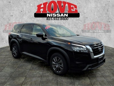 2023 Nissan Pathfinder S