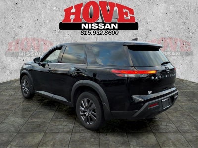 2023 Nissan Pathfinder S
