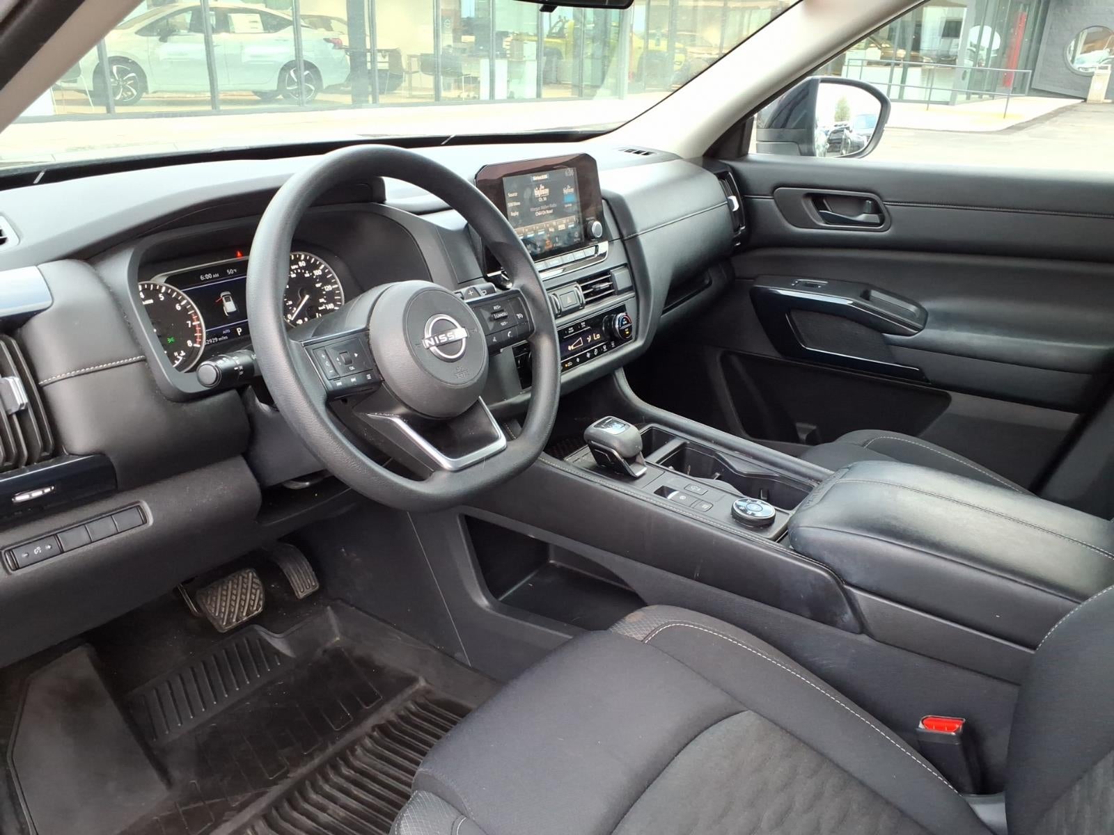 2023 Nissan Pathfinder S