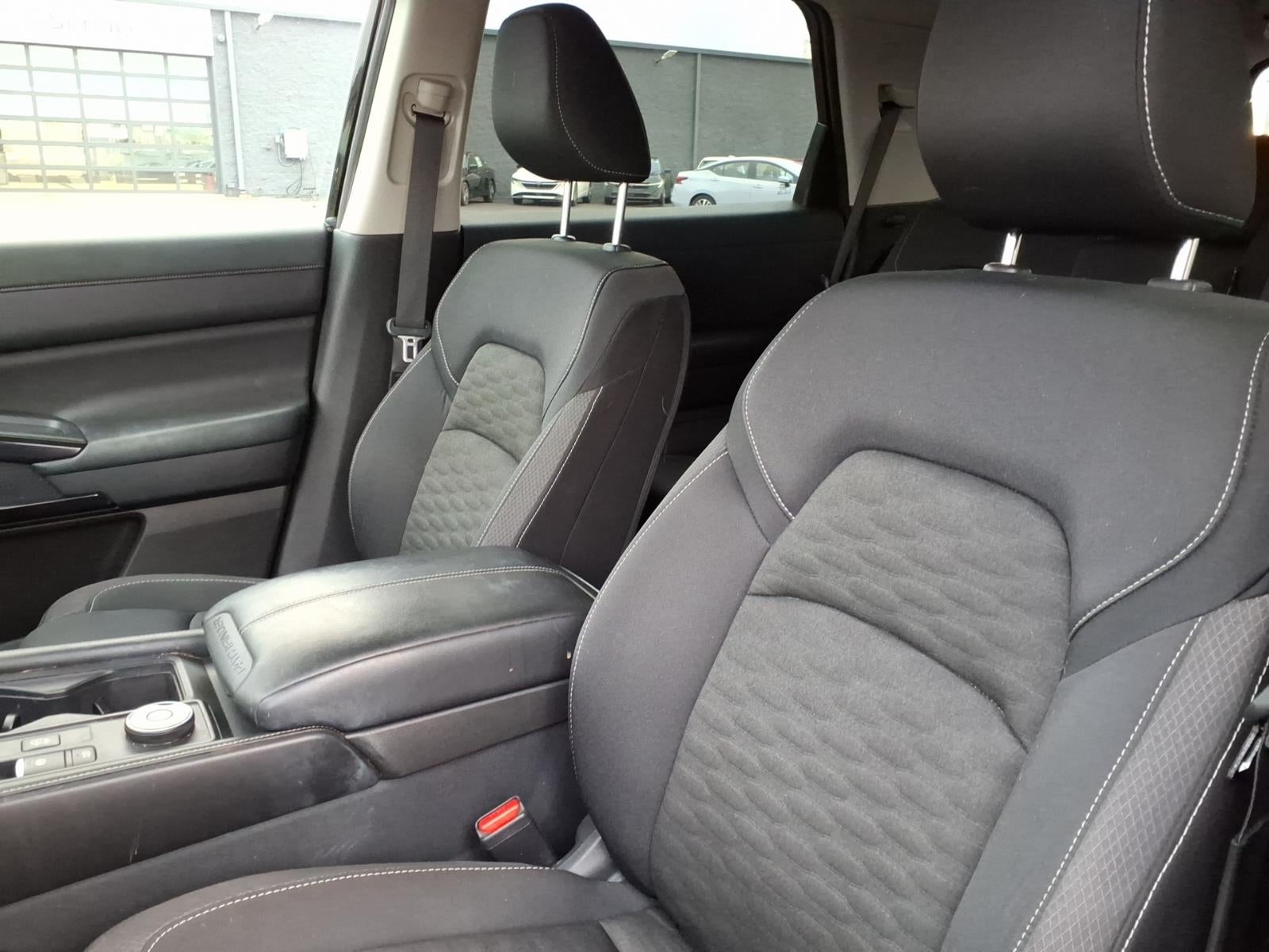 2023 Nissan Pathfinder S