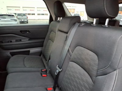 2024 Nissan Pathfinder S