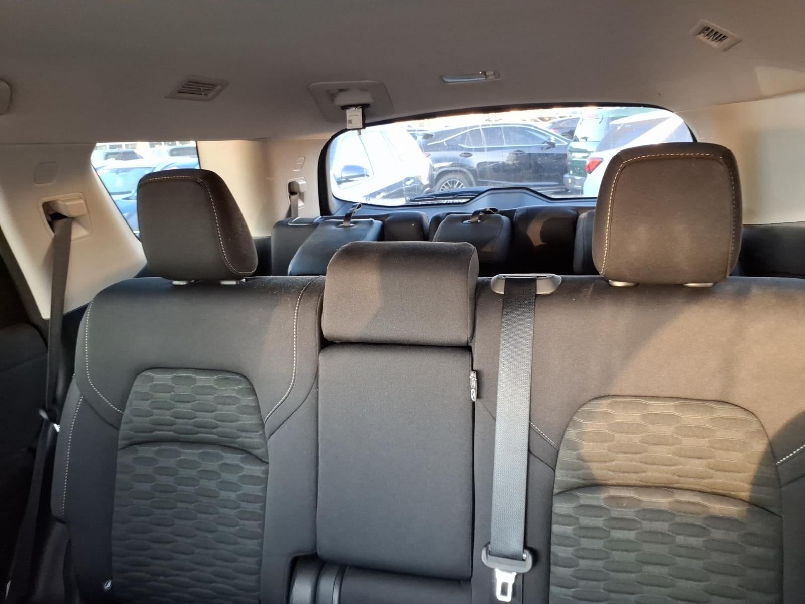 2023 Nissan Pathfinder SV