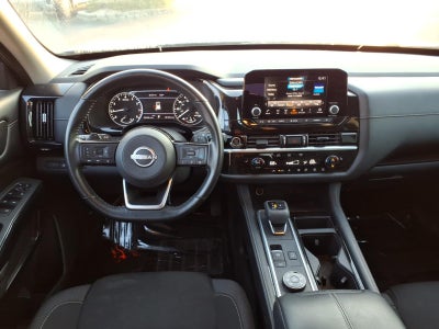 2023 Nissan Pathfinder SV