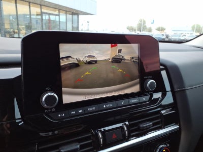 2023 Nissan Pathfinder SV