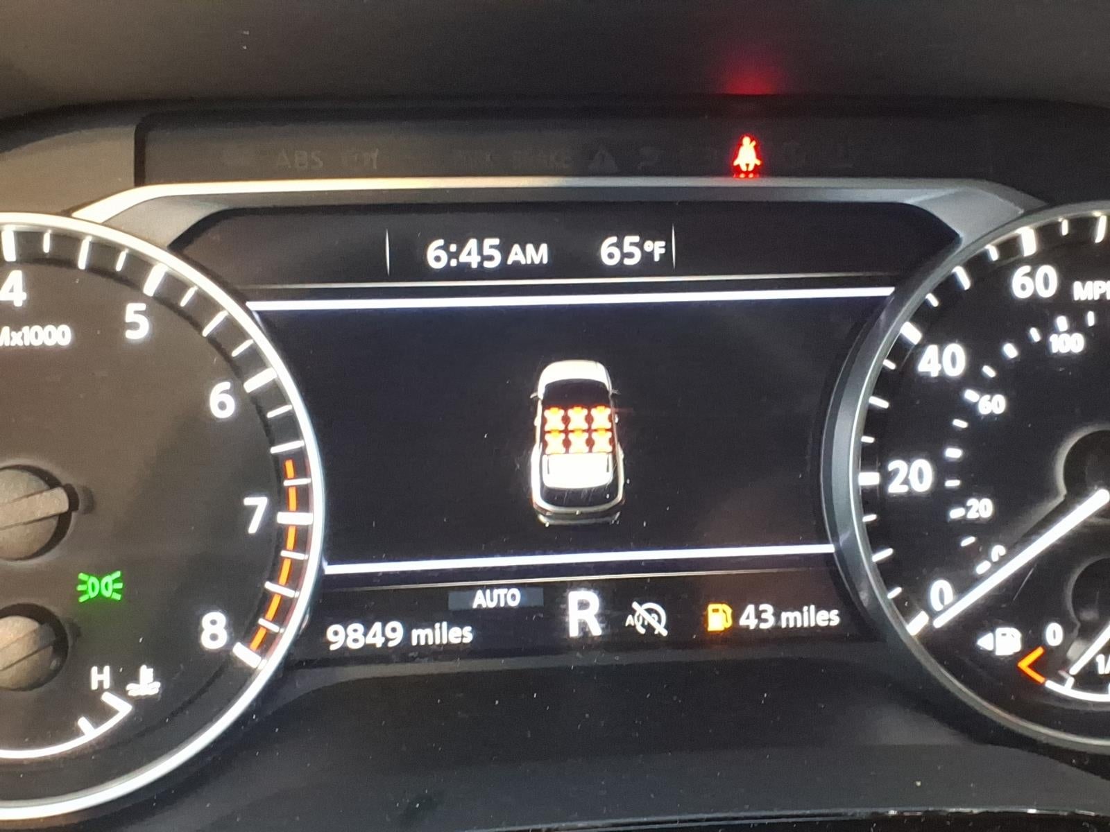 2023 Nissan Pathfinder SV